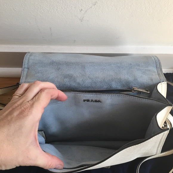 100% AUTHENTIC BWWT - PRADA CASHIER BAG!! - Picture 8 of 14